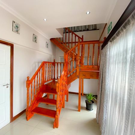 The Meritus Guest House Westville Buitenkant foto
