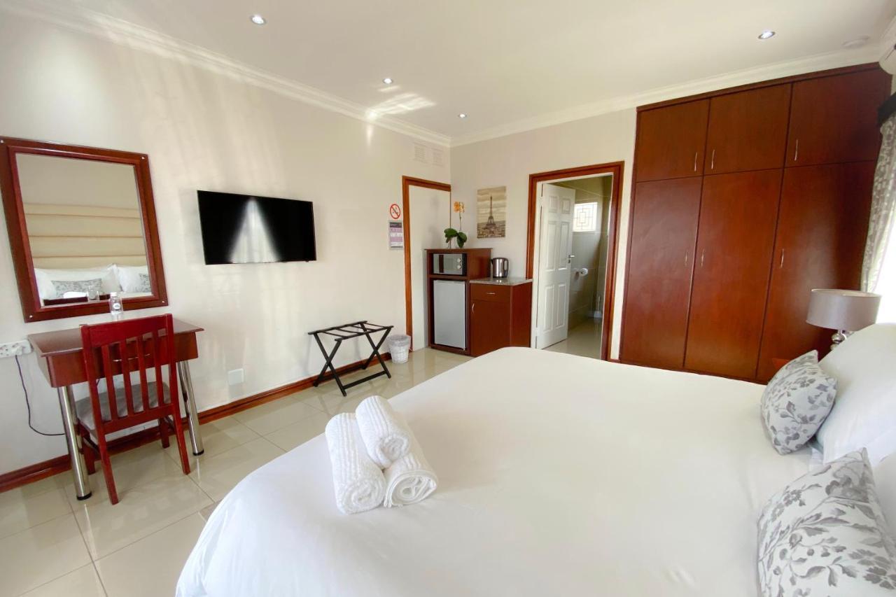 The Meritus Guest House Westville Buitenkant foto
