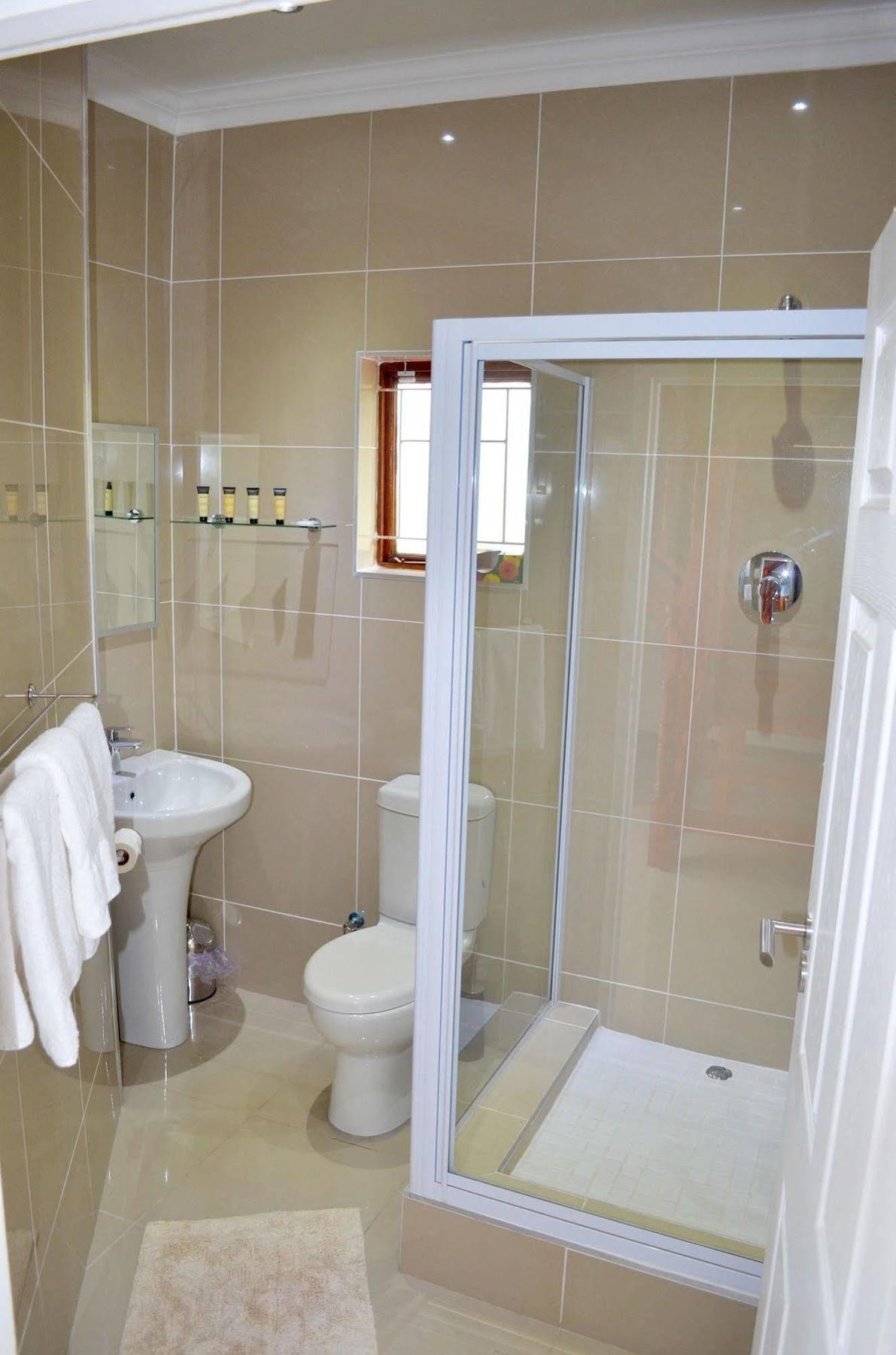 The Meritus Guest House Westville Buitenkant foto