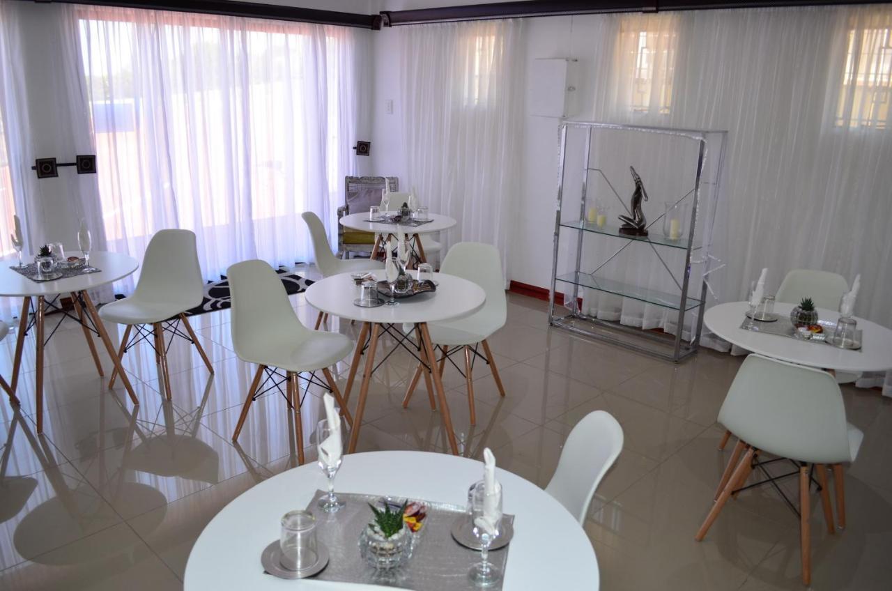 The Meritus Guest House Westville Buitenkant foto